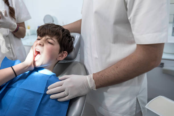Best Broken or Cracked Tooth Emergency Dentist in Dimondale, MI